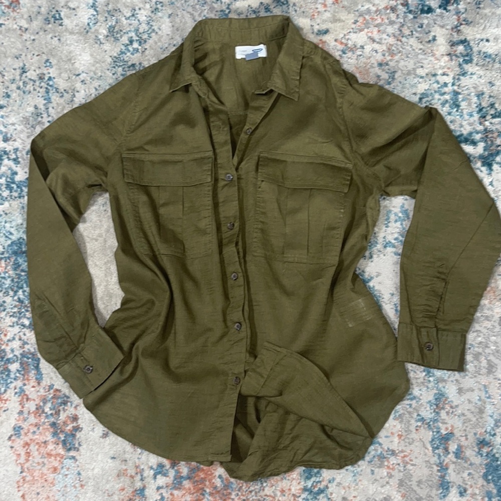 [Old Navy] Olive Button-Up